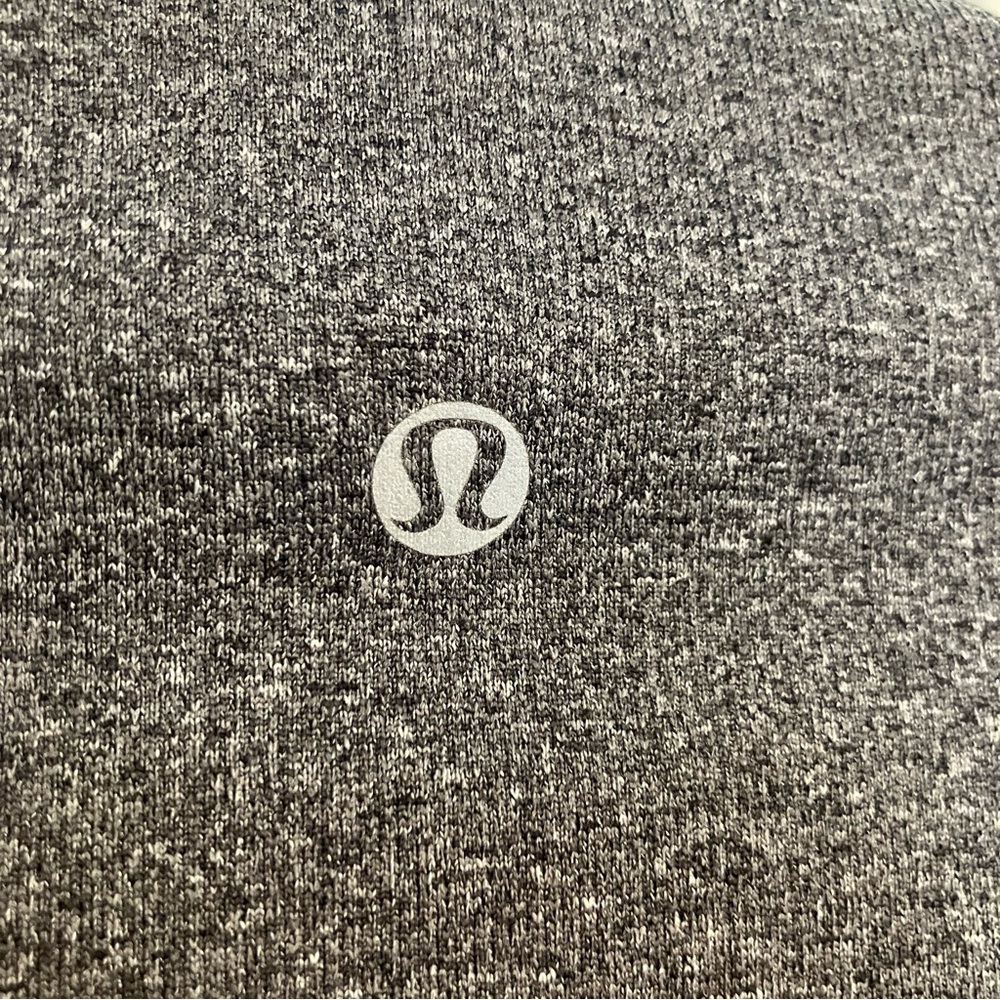 Lululemon Swiftly Tech Long Sleeved Crew in Heathered Black Lace - size 6 - Gray - Picture 10 of 11